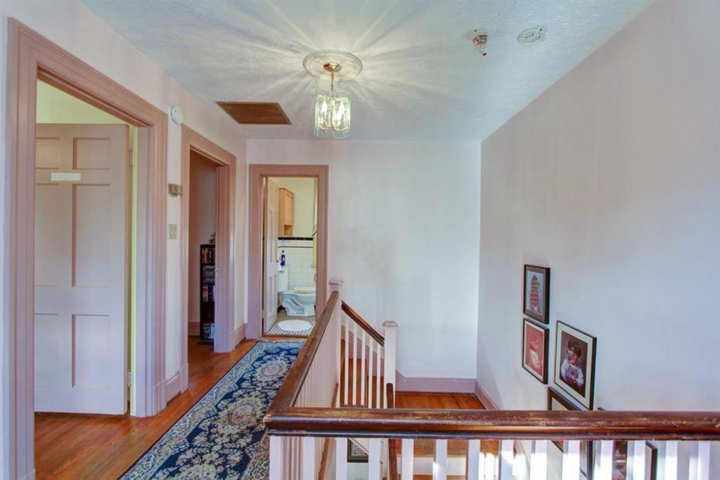 Home Sweet Home Suite #3, Near Liberty University, And Lynchburg Hospital, Deluxe Queen Size Bedroom Εξωτερικό φωτογραφία